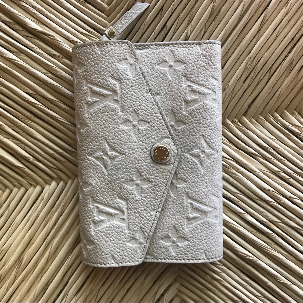 **SOLD**Louis Vuitton monogram trifold wallet